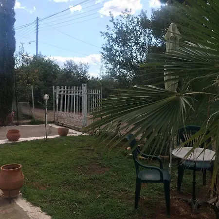 Appartamento Chris House *